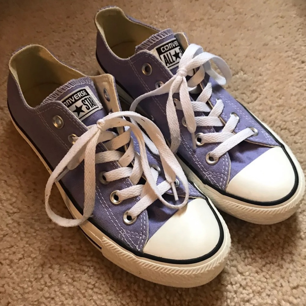 Purple Converse Men’s 5 Women’s 7